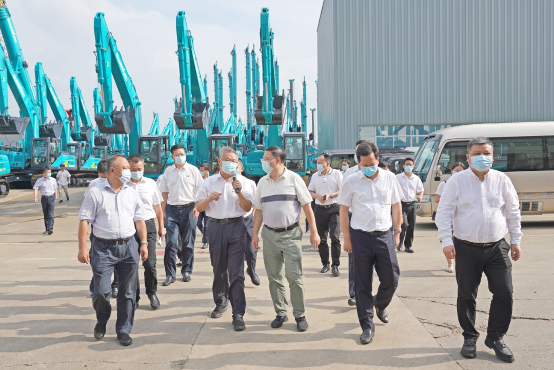 湖南省委常委、省委秘书长张剑飞一行调研LETOU乐投智能