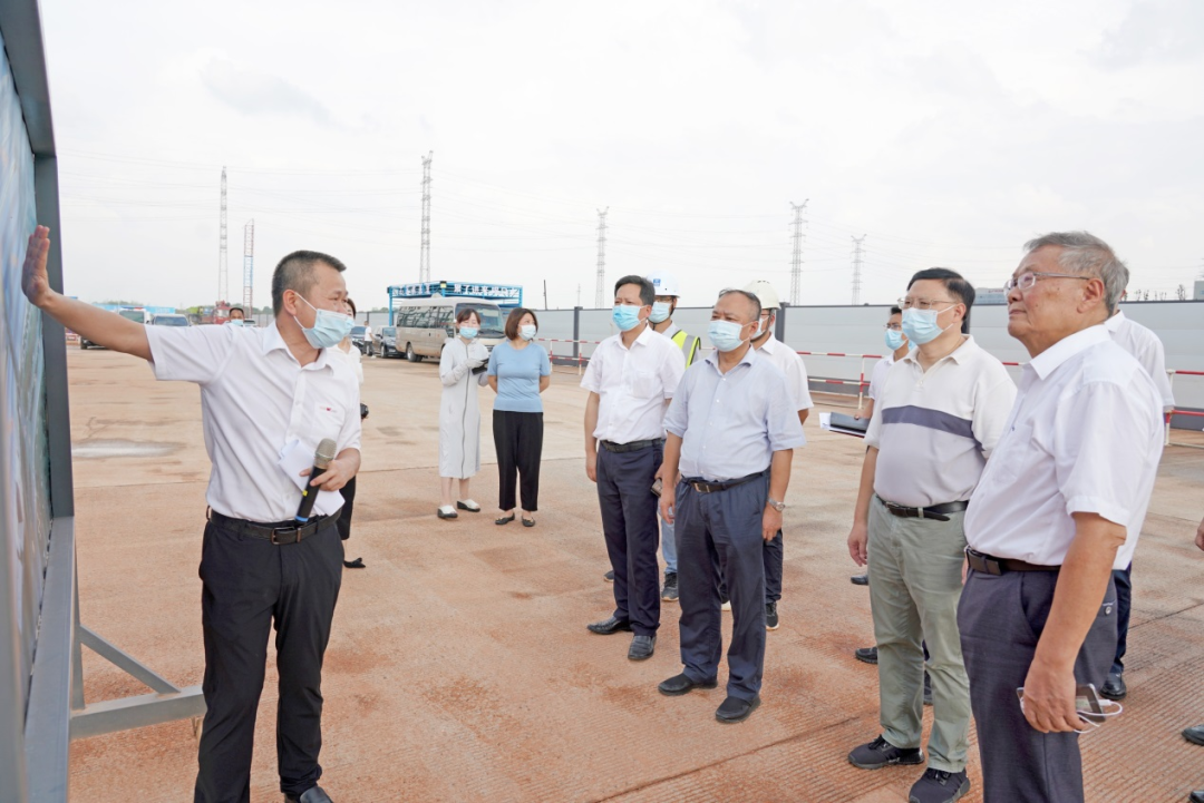 湖南省委常委、省委秘书长张剑飞一行调研LETOU乐投智能