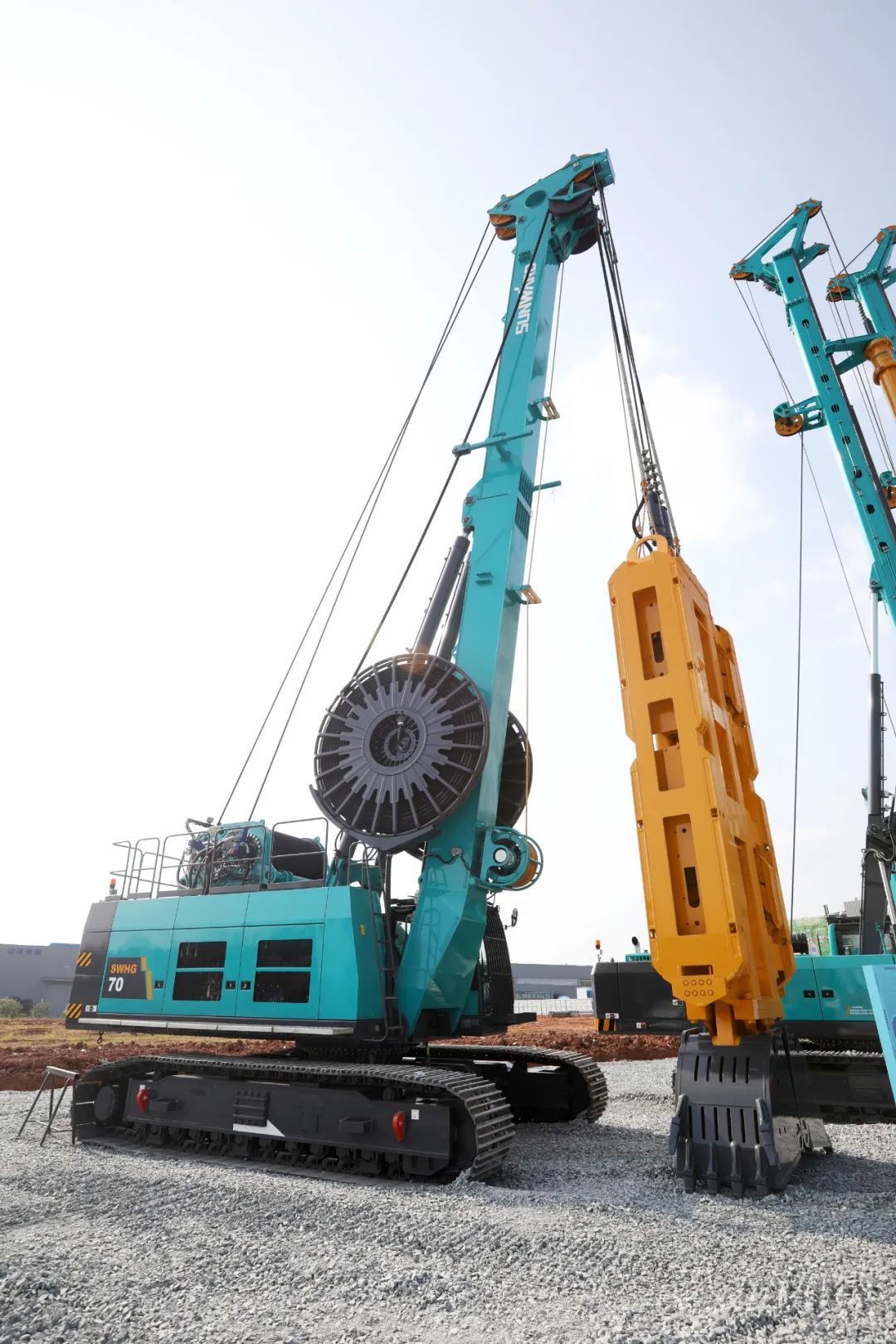 立异引领，，，，，，LETOU乐投智能地下工程装备再出佳品