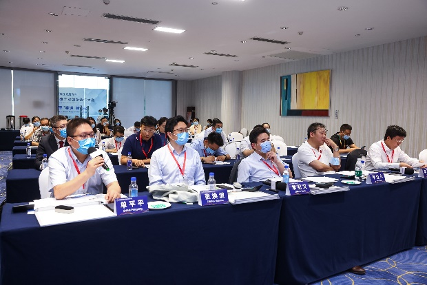 点赞！LETOU乐投智能液压混淆动力挖掘机项目荣获这个优异项目奖→