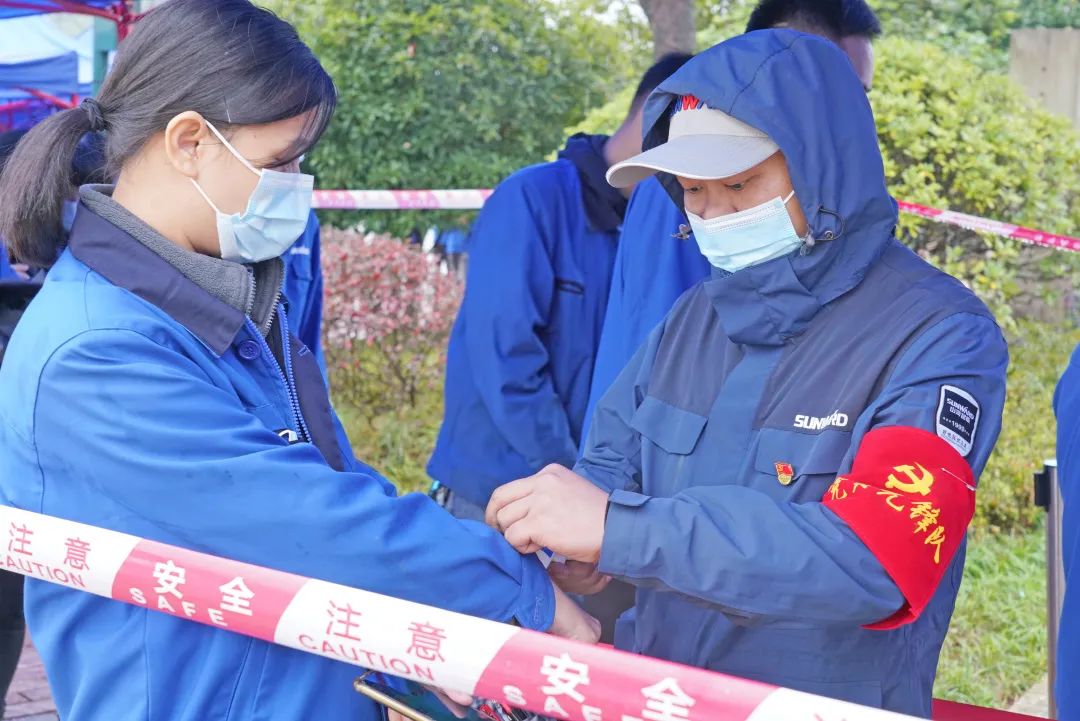 采样完成率近100%！LETOU乐投智能第一时间开展全员核酸检测，，，，，包管清静生产