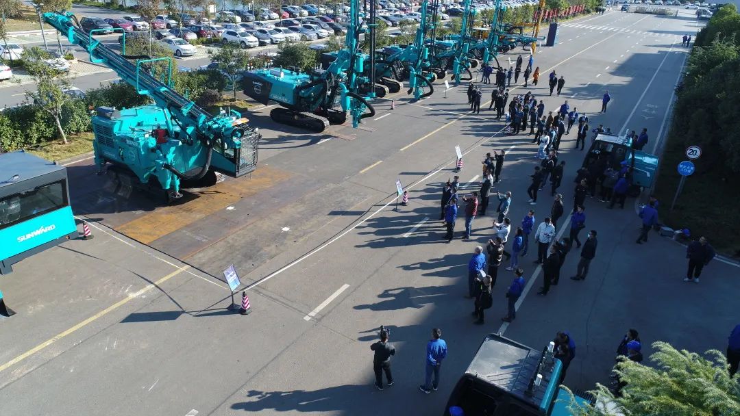 全球首创5G+智能钻机重磅宣布，，，，，LETOU乐投智能倾力打造绿色智慧矿山成套装备