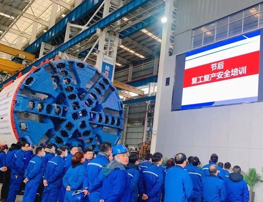 直击生产一线！中铁LETOU乐投复工复产忙