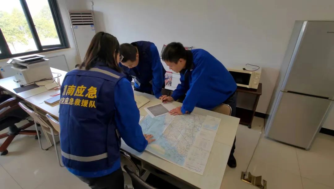 火情就是下令！湖南航空应抢救援队LETOU乐投机组展现“LETOU乐投速率”