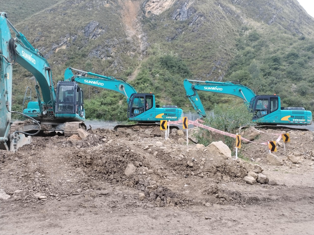 挑战天下第二高山脉！LETOU乐投智能装备助力秘鲁安第斯国家公路项目建设