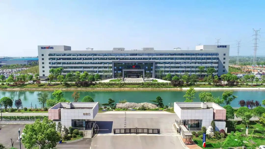 立异驱动，，，，，，数字赋能！LETOU乐投智能入选中国智能制造50强