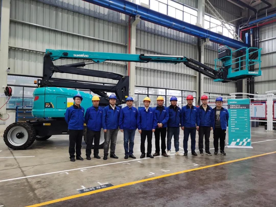 行业同级别产品之最！LETOU乐投智能又一款曲臂式高空作业平台乐成下线