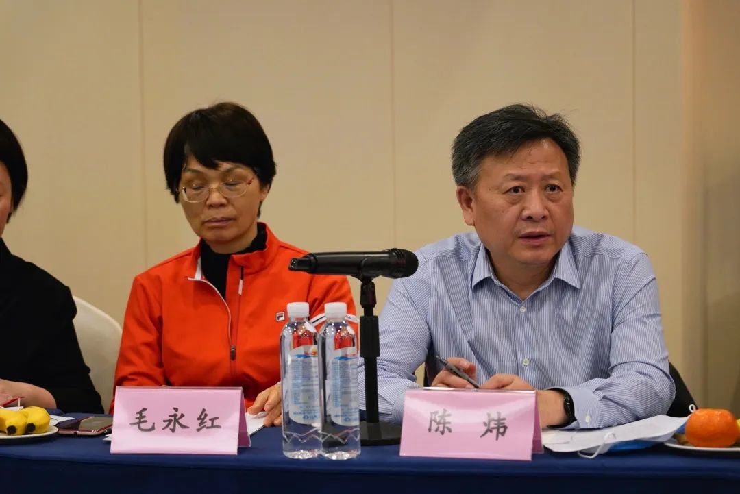 抱团出海，，，，，携手共赢！何清华带队赴湖南异地商会联合会造访交流