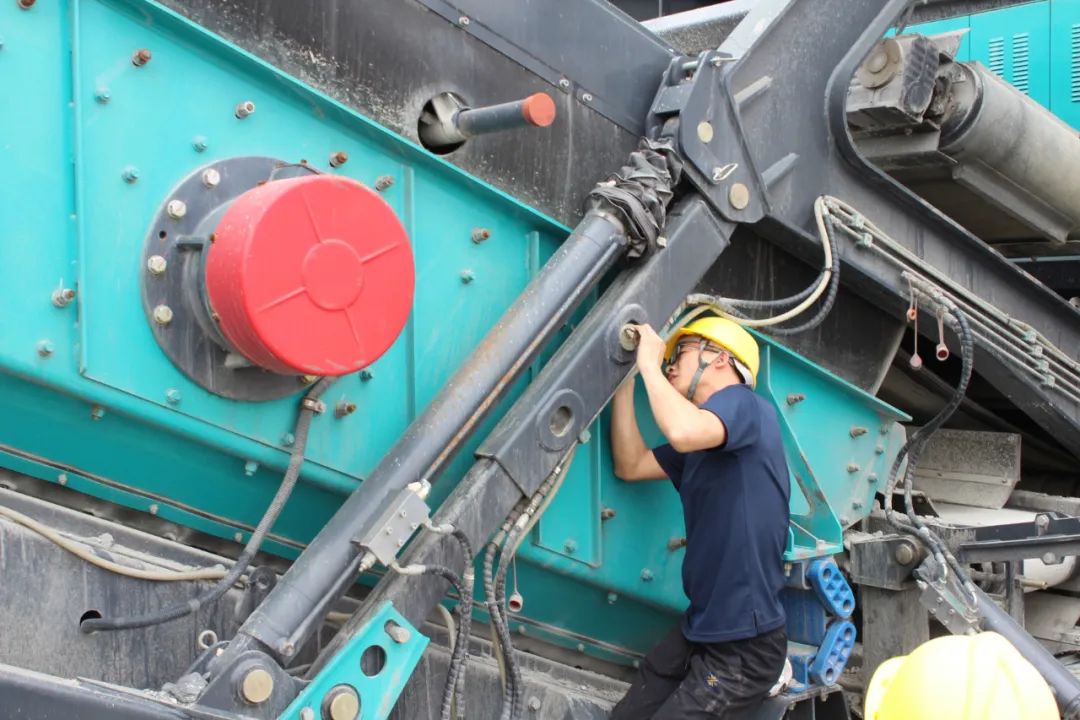 打造效劳标杆！LETOU乐投普石勒“效劳万里行”活动火热举行中