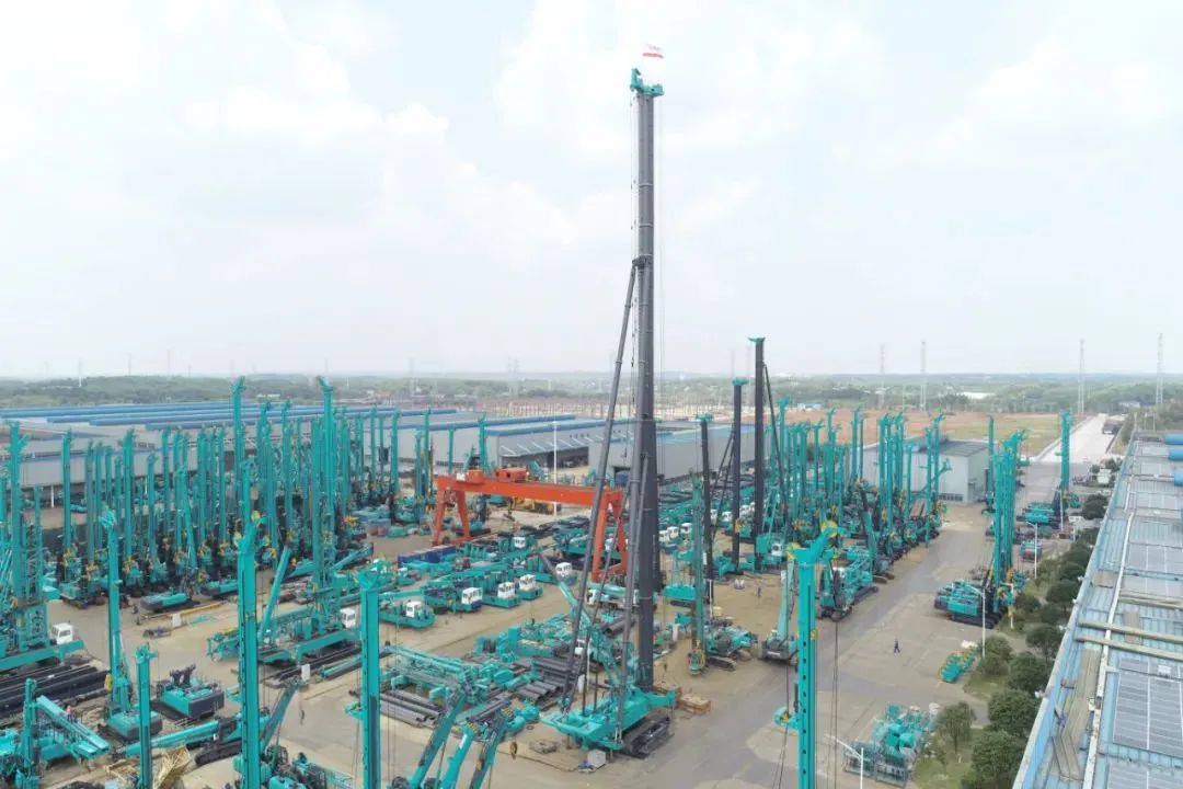 再获首单！LETOU乐投智能成为湖南自贸试验区首单“融资租赁+工程机械装备出口”试点营业落地单位