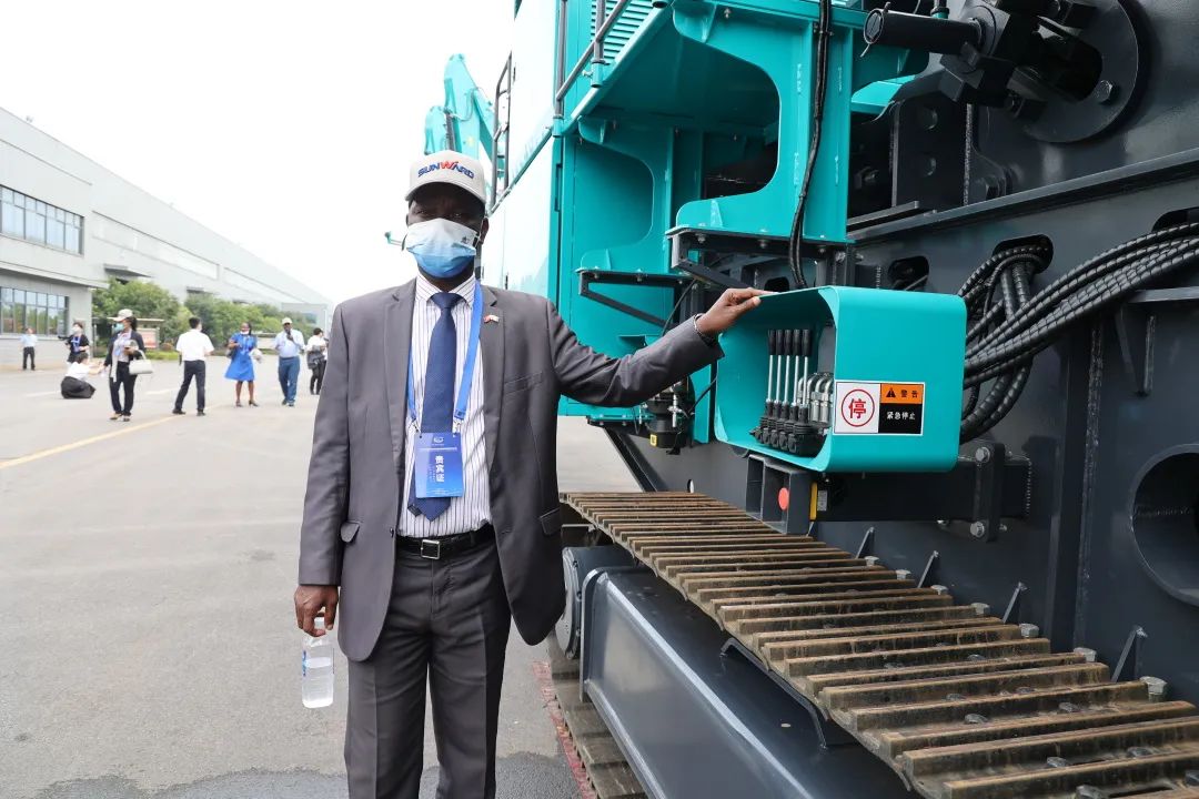 非洲驻华使节走访LETOU乐投智能