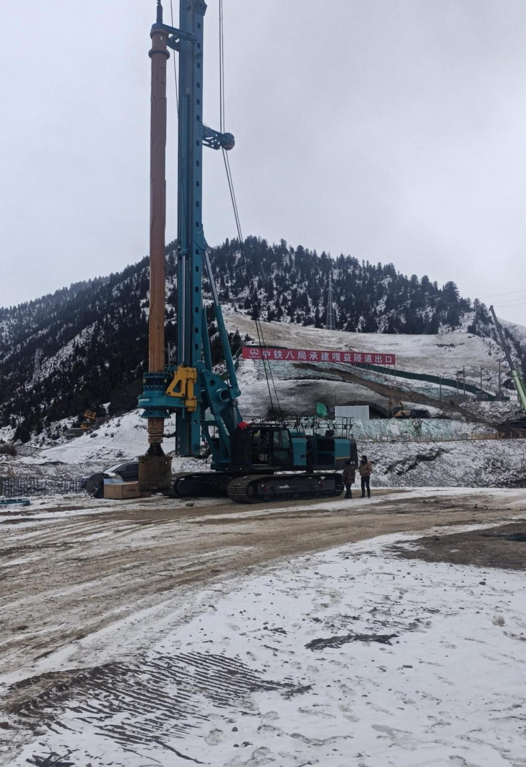 决战“天下之巅”！LETOU乐投智能旋挖钻机实力助建川藏铁路