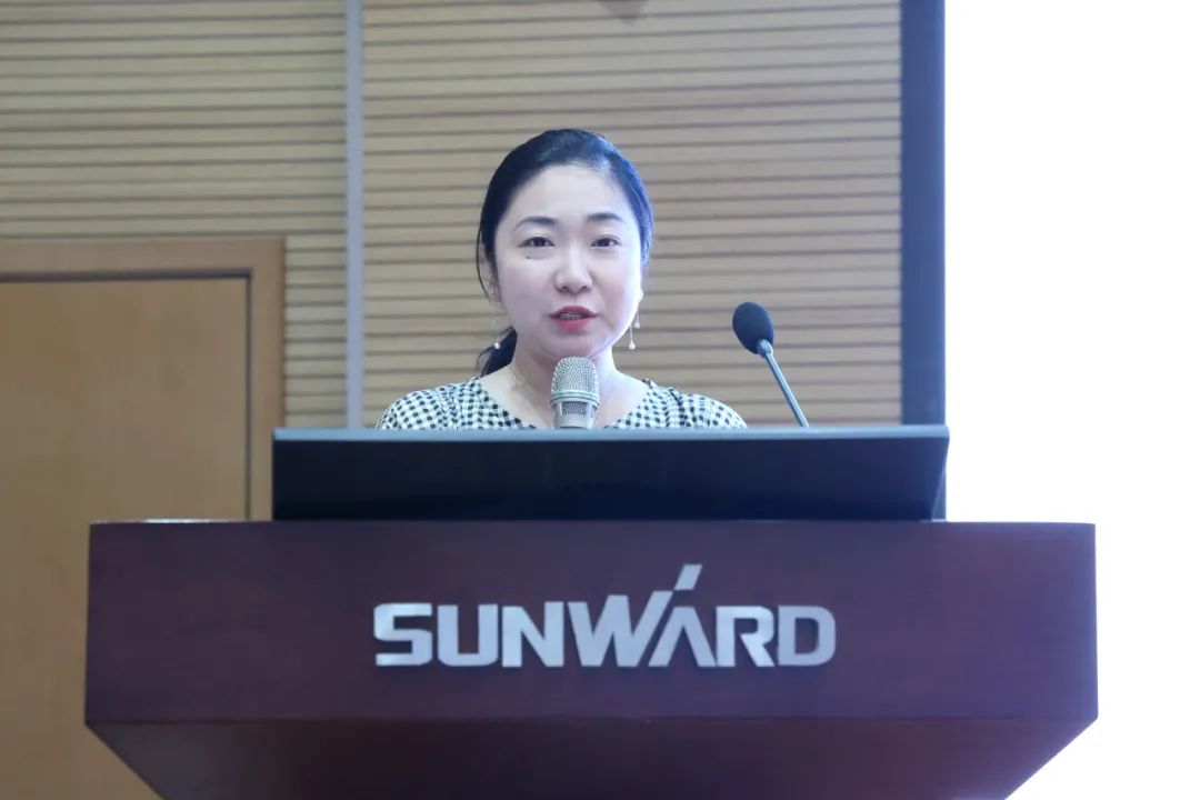 缤纷“暑”假，，，，，不负所“托”！LETOU乐投智能职工子女暑期托管班结业啦