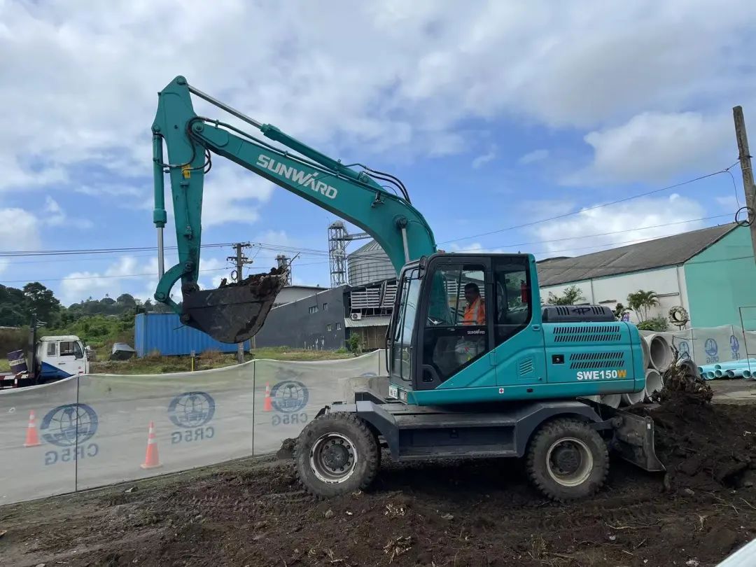 “LETOU乐投绿”迈向南太平洋岛，，，，LETOU乐投智能轮挖助力斐济基础设施建设