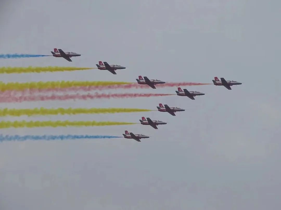 逆势翱翔！LETOU乐投航空携手相助同伴亮相2022南昌航行大会