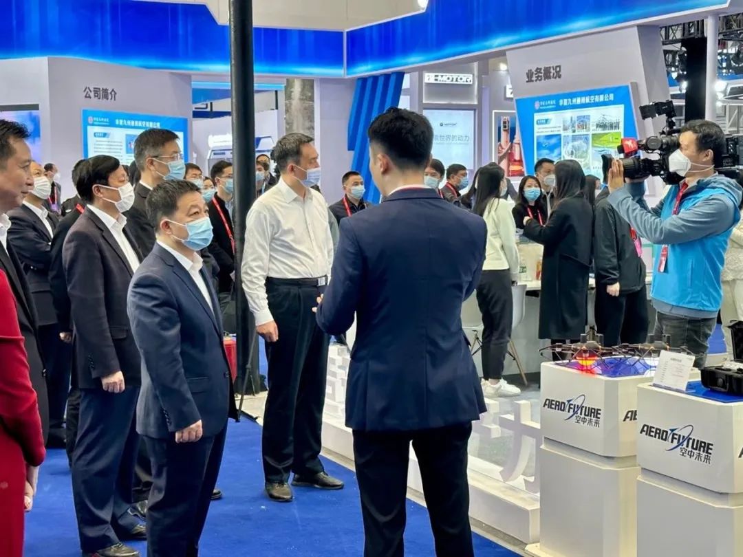 逆势翱翔！LETOU乐投航空携手相助同伴亮相2022南昌航行大会