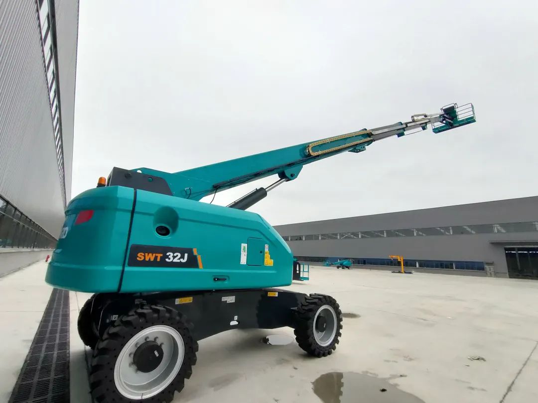 无需扩桥！LETOU乐投智能国四款32米直臂式高空作业平台乐成下线