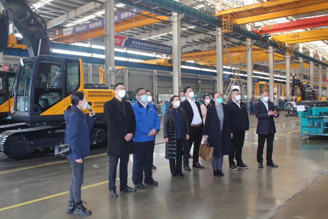 五粮液集团工会主席郭叙雷带队赴LETOU乐投智能考察交流