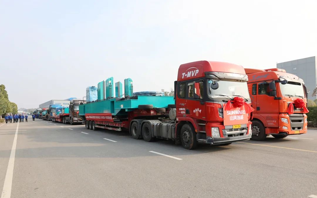 喜迎龙仰面！LETOU乐投智能大吨位PDP工法引孔式静力压桩机出征哥伦比亚