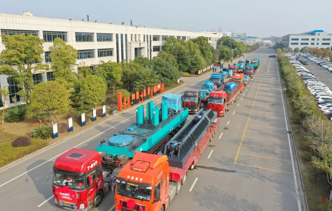 喜迎龙仰面！LETOU乐投智能大吨位PDP工法引孔式静力压桩机出征哥伦比亚