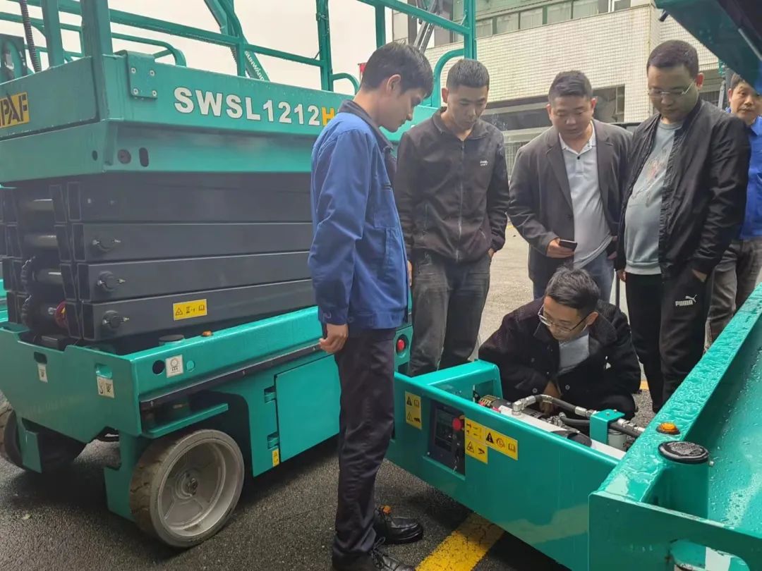 立异引领，，，，，，，，岑岭相见！LETOU乐投智能高空机械产品推介会走进粤港澳大湾区