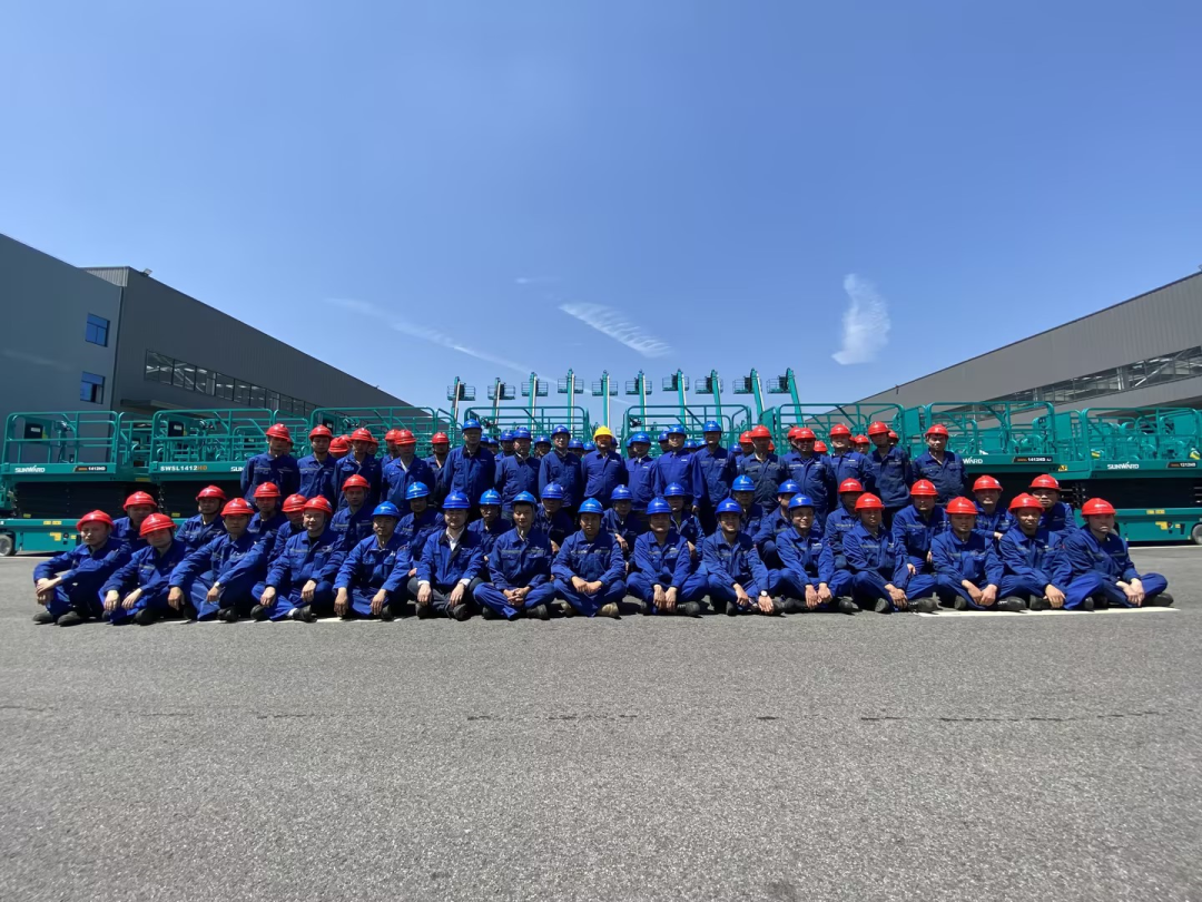 长沙市召开庆祝“五一”国际劳动节大会，，，LETOU乐投智能1小我私家1整体获表扬！