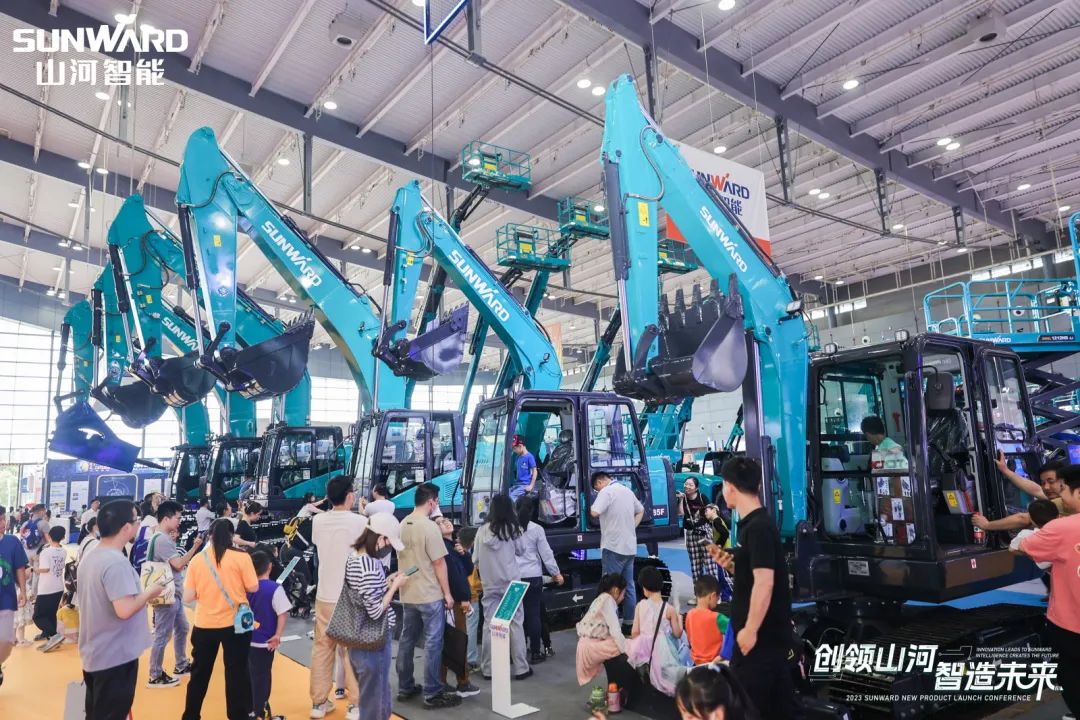 2023 CICEE | 全球工程机械盛会完善落幕！LETOU乐投智能交出闪亮答卷