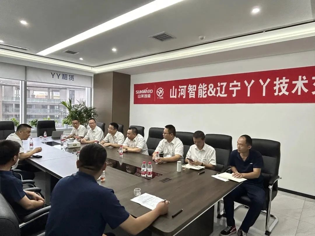 谛听客户心声！LETOU乐投智能高空机械“效劳万里行”走进东北