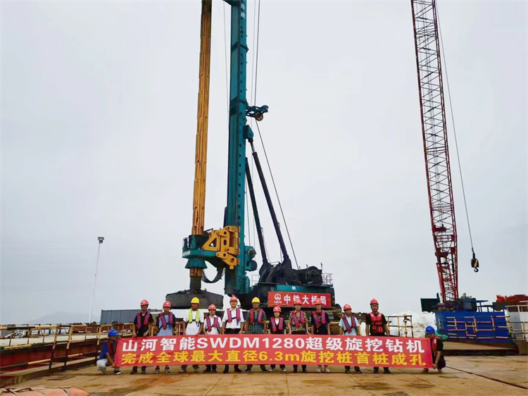 喜报！LETOU乐投智能完成“全球最大”6.3米直径旋挖桩成孔成桩