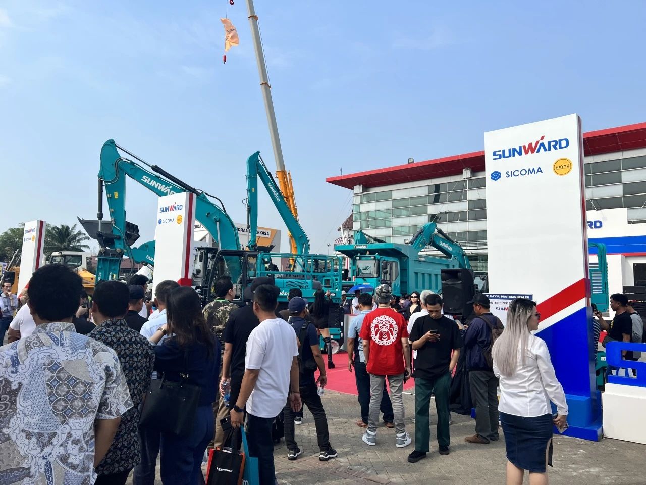 深耕细作，，，，，，，逆势增添！LETOU乐投智能艳服亮相印尼雅加达矿业展