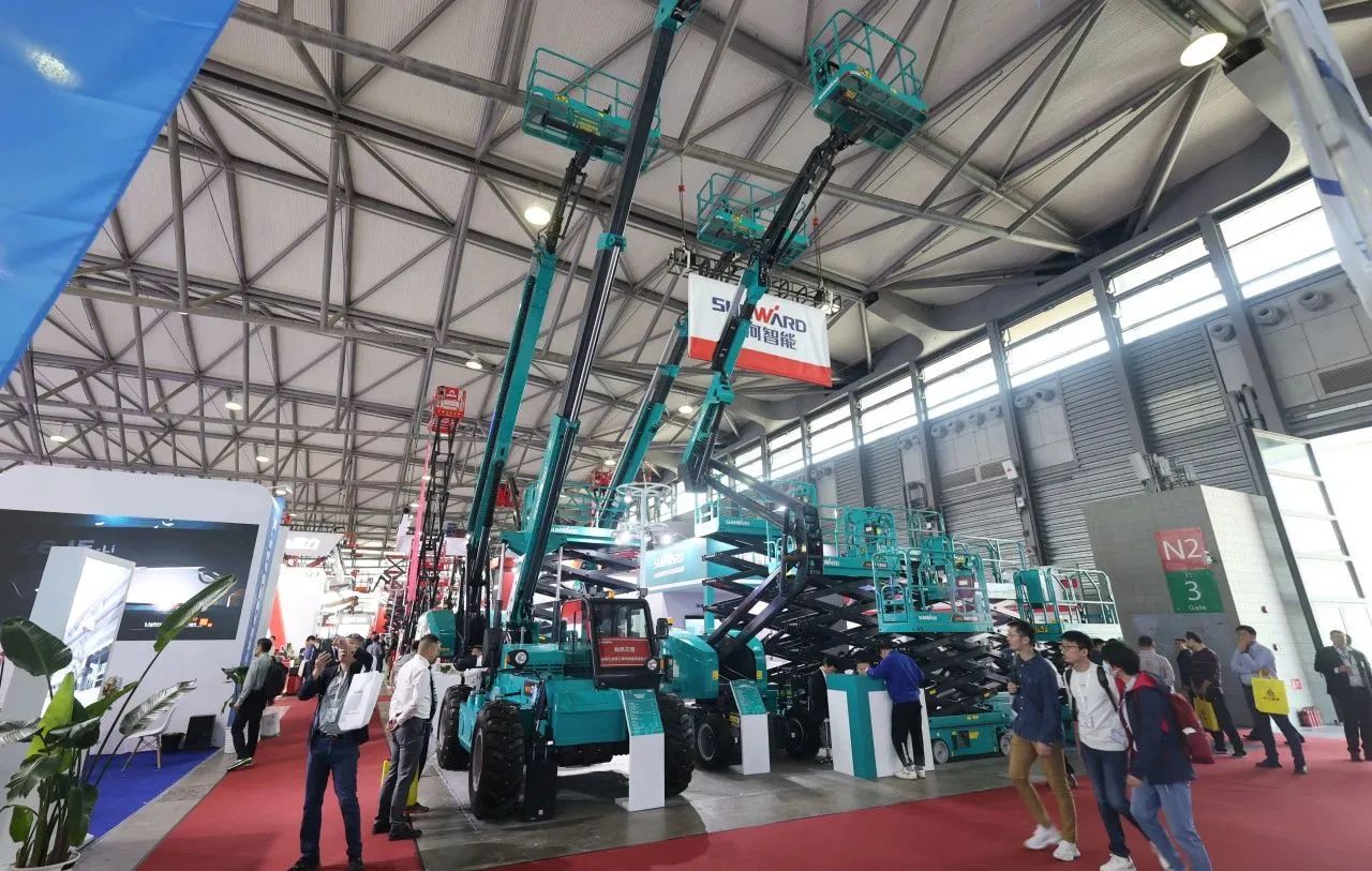 精品出击，，，，闪灼魔都！LETOU乐投智能全系列高空机械亮相2023亚洲国际高空展