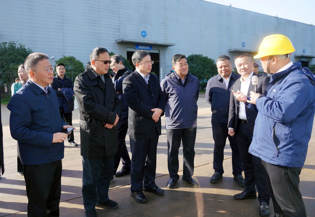 聚焦装备再制造！上海市政协副主席、党组副书记肖贵玉带队调研LETOU乐投智能