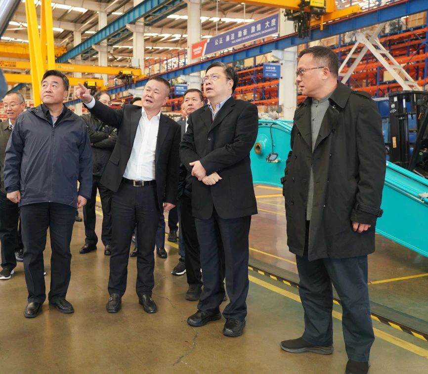 聚焦装备再制造！上海市政协副主席、党组副书记肖贵玉带队调研LETOU乐投智能