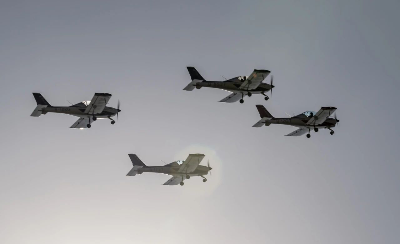 央媒聚焦！一起见证首届亚洲通用航空展上的LETOU乐投风范