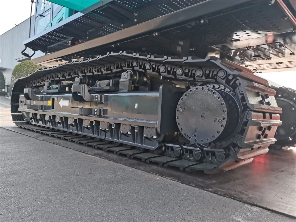 定制开发、功效更强！LETOU乐投智能SWE750ELR加长臂液压挖掘机下线交付