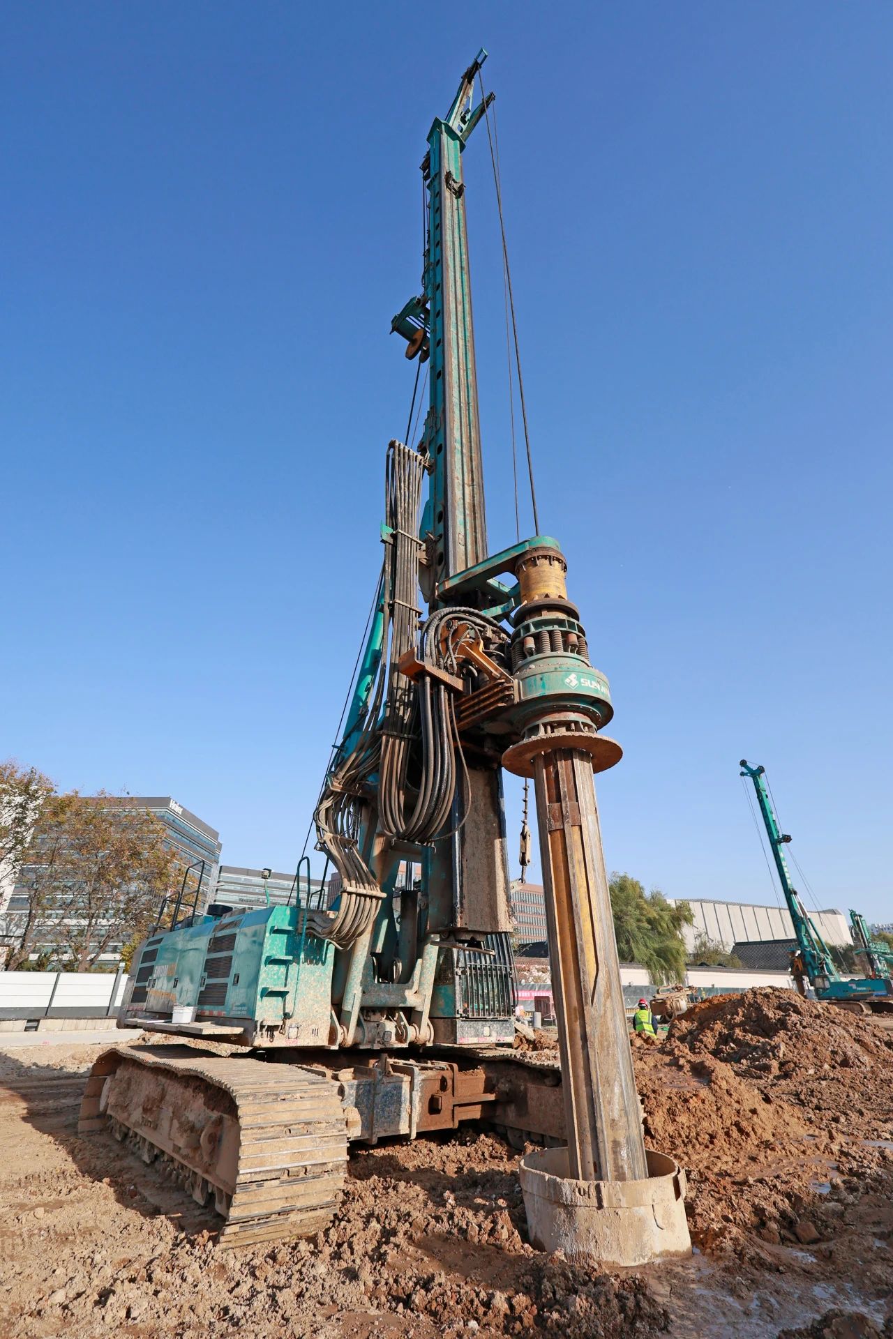 创富故事 | 制造惊喜、创立价值！LETOU乐投智能旋挖钻机用实力俘获他的心