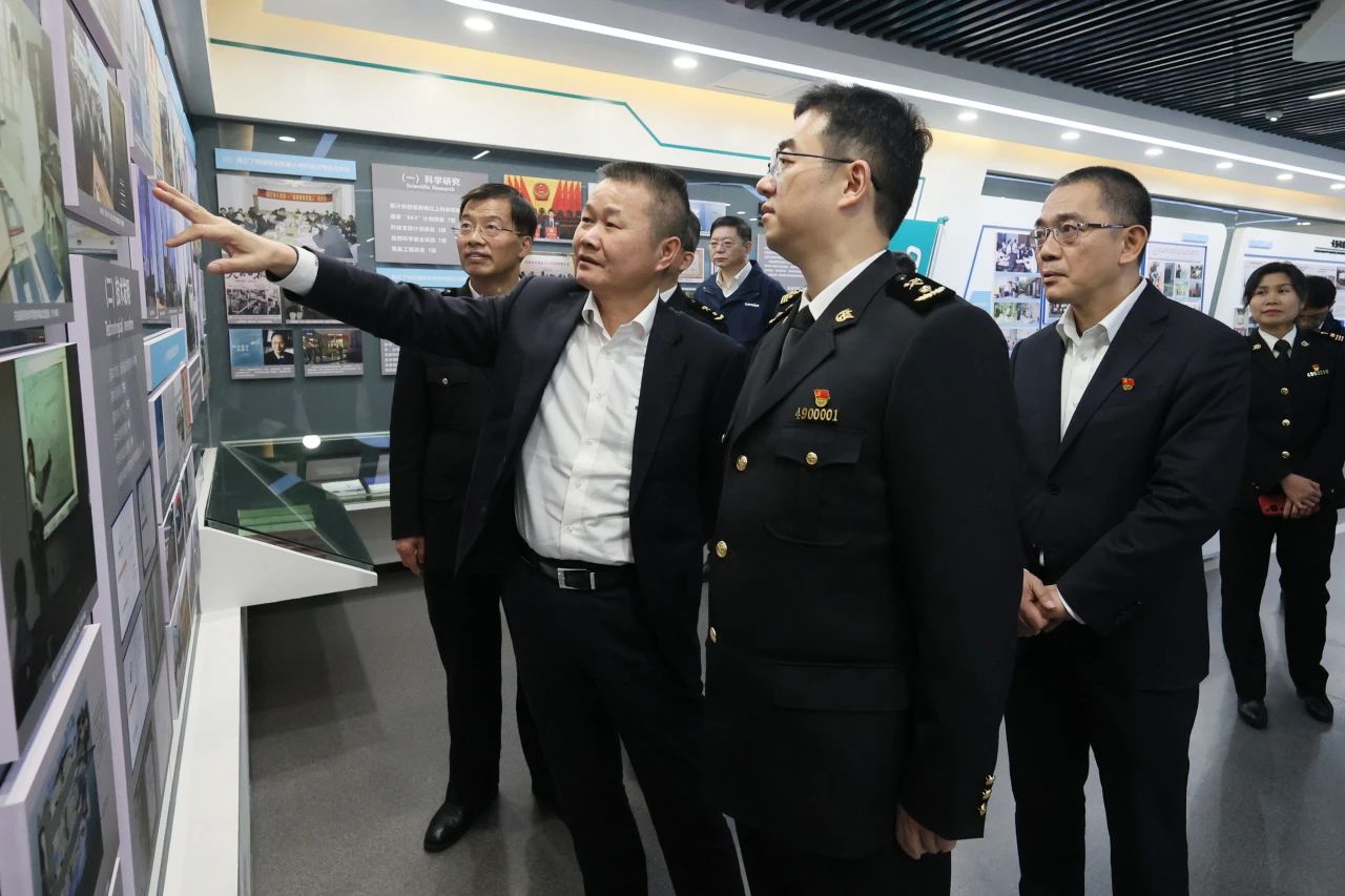 长沙海关党委书记、关长沈大为调研LETOU乐投智能