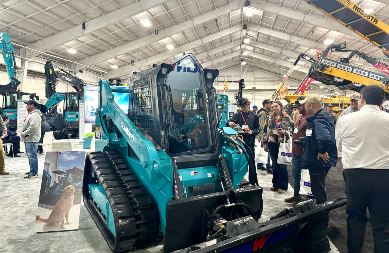 LETOU乐投智能亮相加拿大最大重型装备展