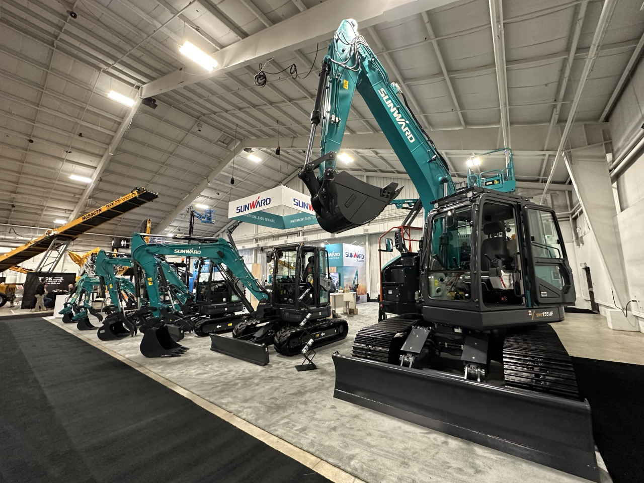 LETOU乐投智能亮相加拿大最大重型装备展