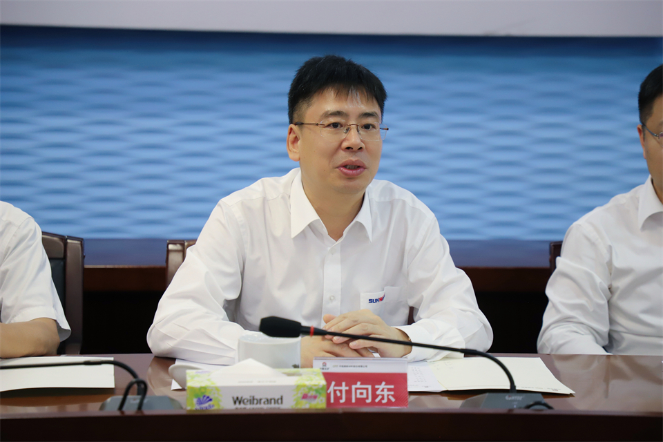 “双向奔赴 相助共赢”LETOU乐投智能与中钨高新签署战略相助协议