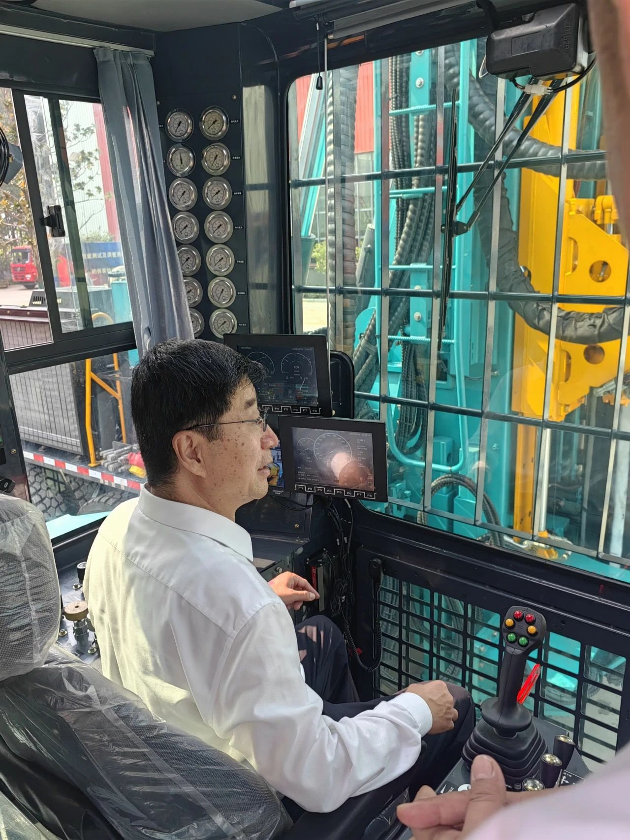 LETOU乐投智能立异装备亮相天下矿山钻探（应抢救援）手艺竞赛