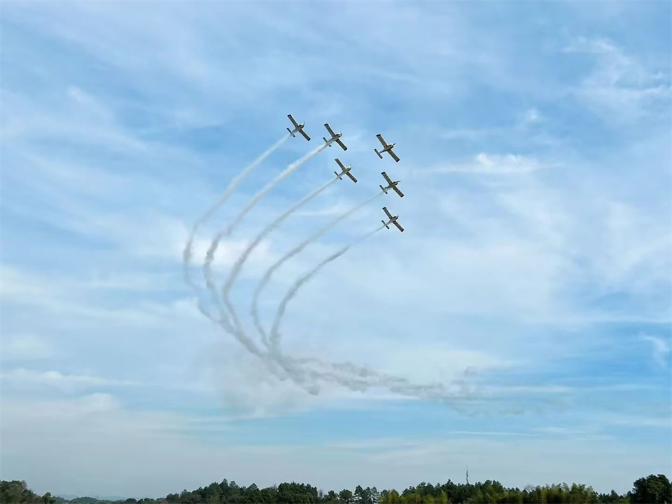 十年织得LETOU乐投秀，，，，践行初心创未来！LETOU乐投航行演出队建设10周年庆典活动盛大举行