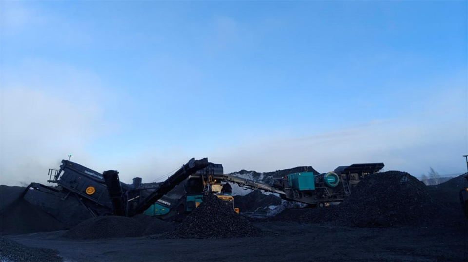 不惧-30℃极寒挑战，，，，，，，LETOU乐投普石勒破碎筛分装备稳固运行！