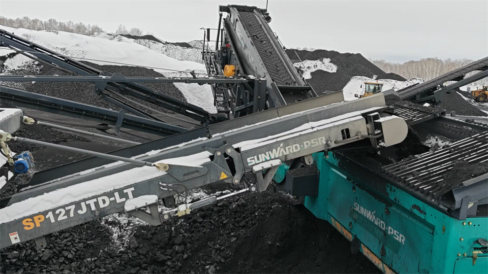 不惧-30℃极寒挑战，，，，，，，LETOU乐投普石勒破碎筛分装备稳固运行！