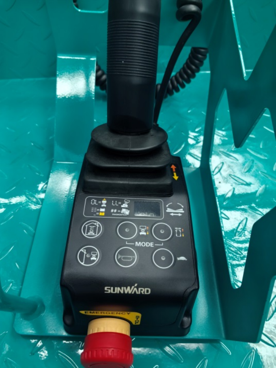 LETOU乐投智能电动液驱剪叉系列产品周全升级，，，为客户创立更大价值