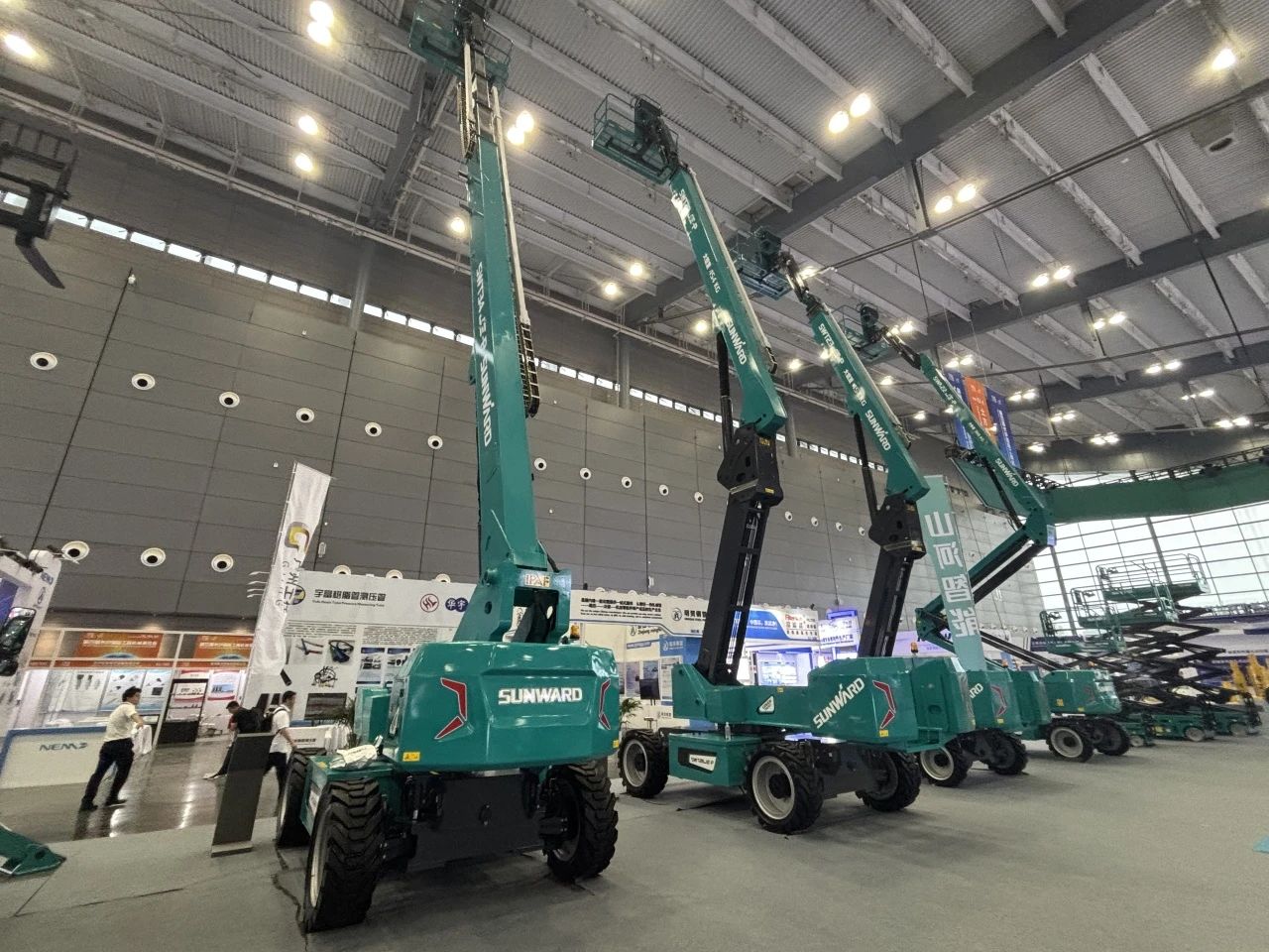 2025 CICEE | LETOU乐投智能SWT34JE-P电动直臂式高空作业平台重磅宣布！