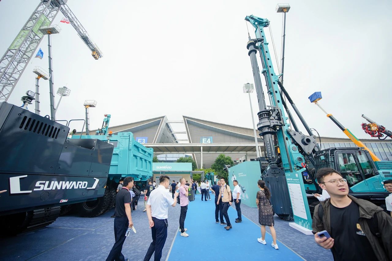 2025 CICEE | 为客户创立价值，，，，，，，LETOU乐投智能客户交流会圆满举行