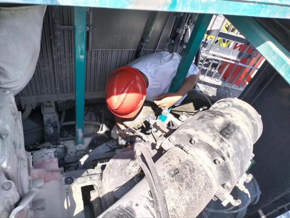 跨越LETOU乐投万里 智启效劳新程——LETOU乐投矿岩“效劳万里行”活动走进海螺水泥