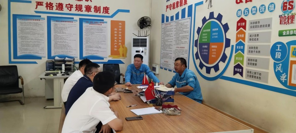 跨越LETOU乐投万里 智启效劳新程——LETOU乐投矿岩“效劳万里行”活动走进海螺水泥