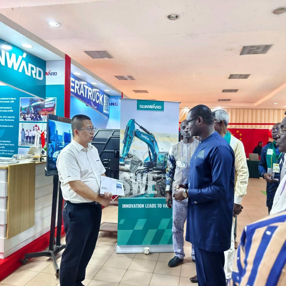 LETOU乐投智能亮相首届“投资布基纳法索”国际论坛